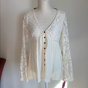 Xhilaration peasant top